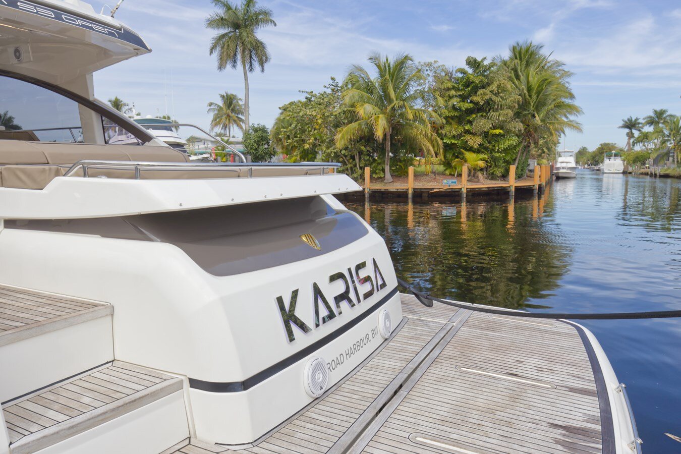 2018-fairline-53-fe39b5