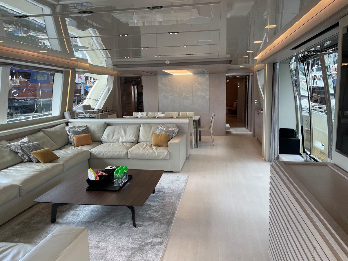 2018-ferretti-custom-line-108-55fe8c