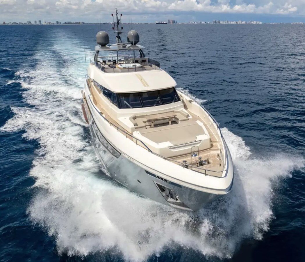 2018 FERRETTI YACHTS 108' 1