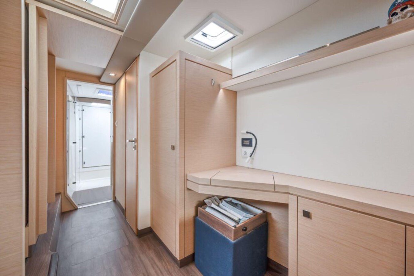 2018-fountaine-pajot-40-f39e22