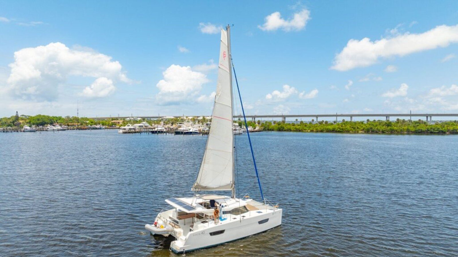2018-fountaine-pajot-40-f39e22