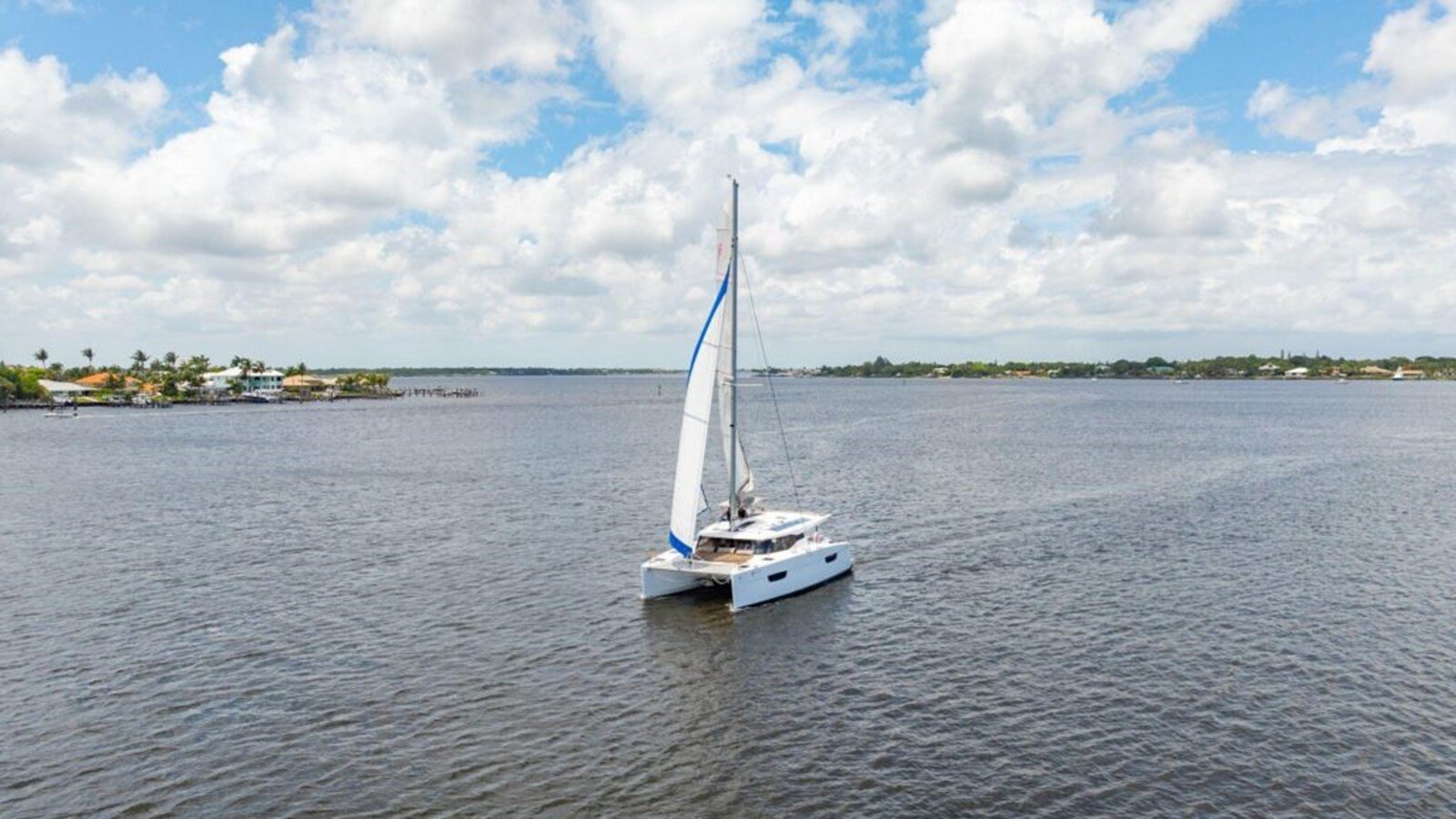 2018-fountaine-pajot-40-f39e22