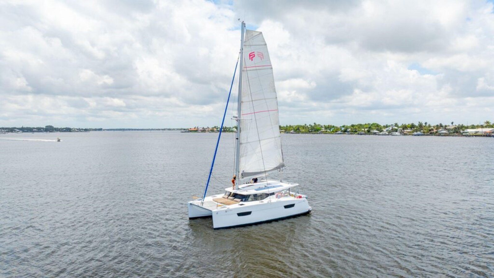 2018-fountaine-pajot-40-f39e22