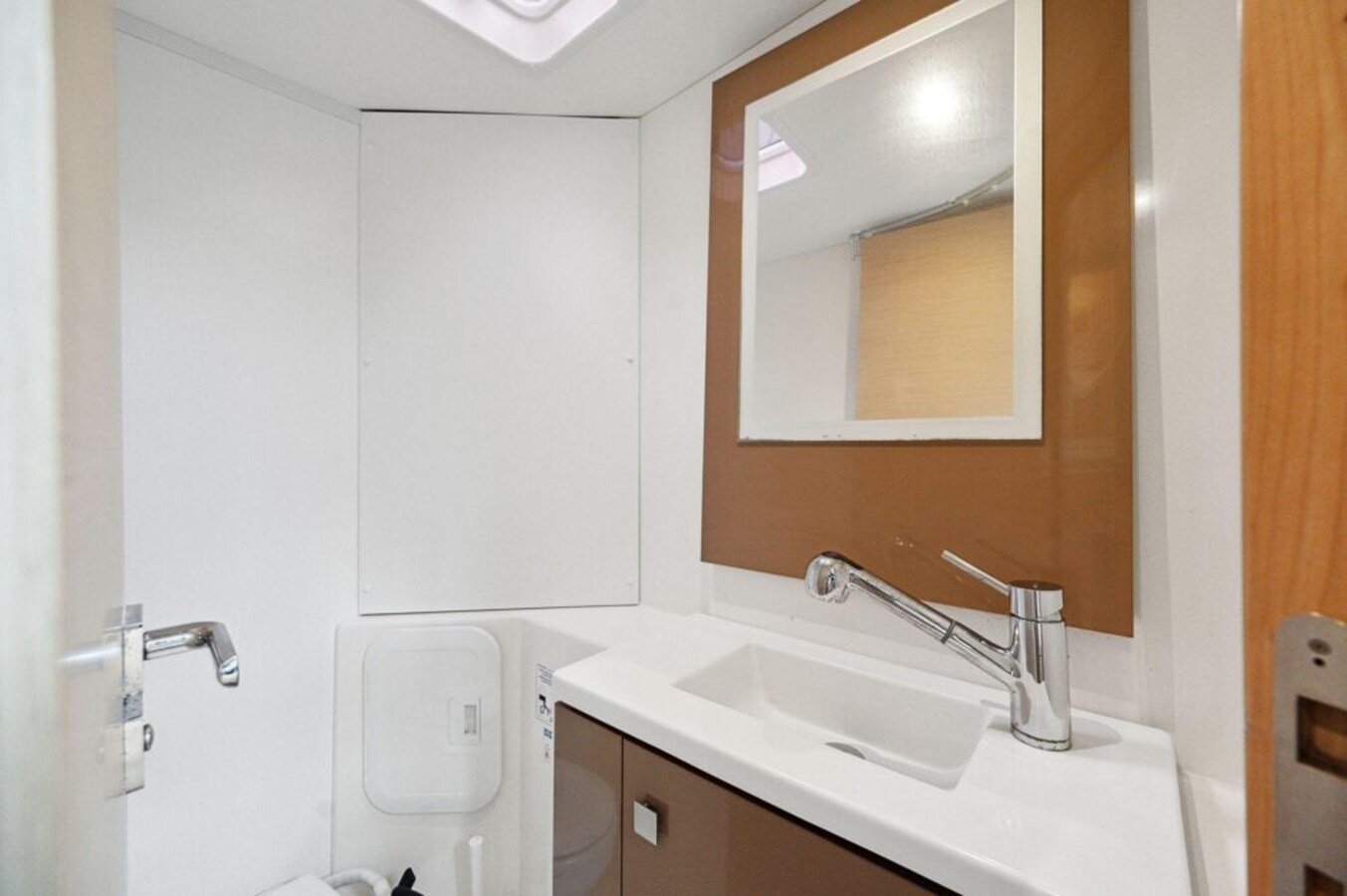 2018-fountaine-pajot-40-f39e22