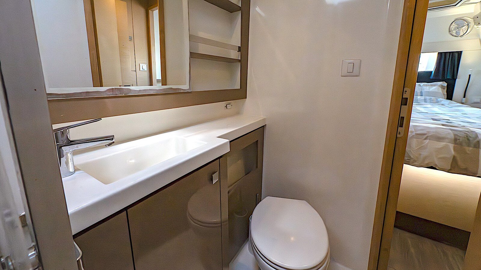 2018-fountaine-pajot-45-9-6635c9