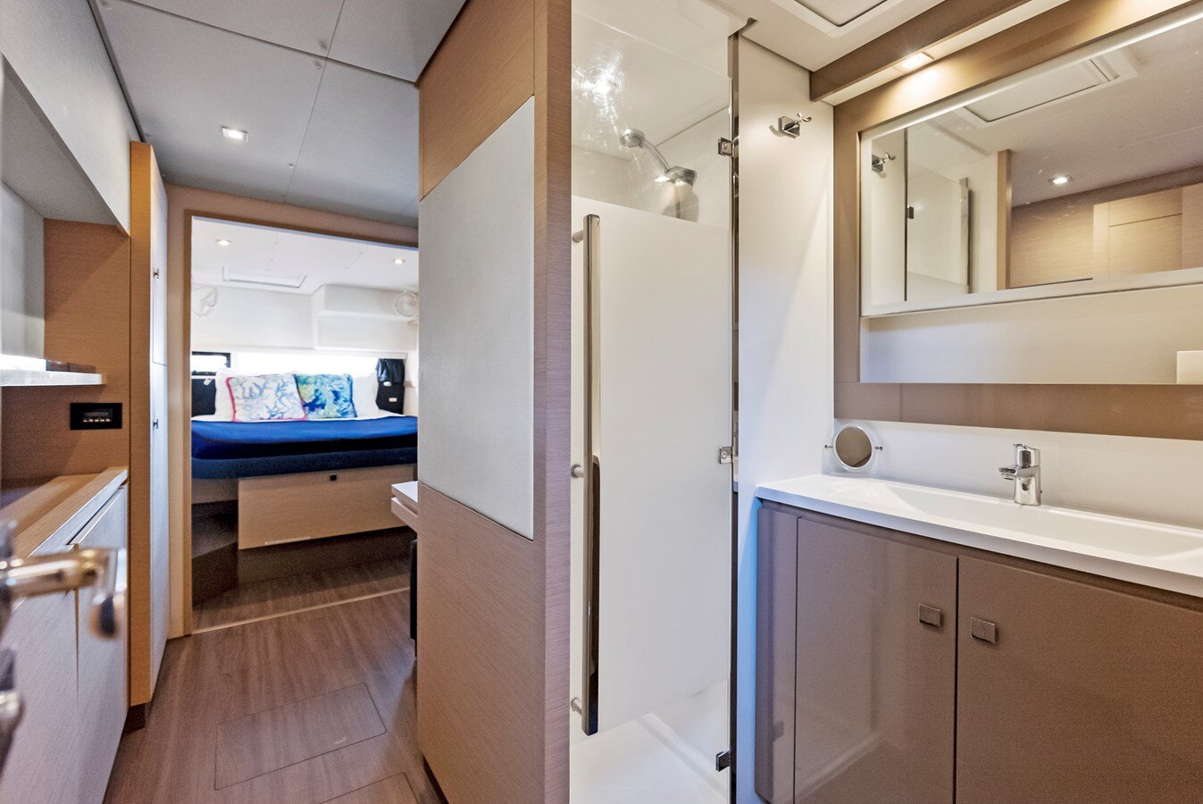 2018-fountaine-pajot-50-a114e9