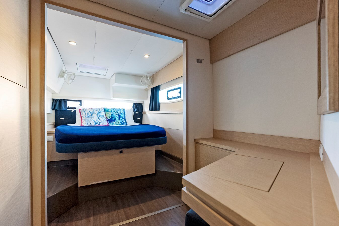 2018-fountaine-pajot-50-a114e9