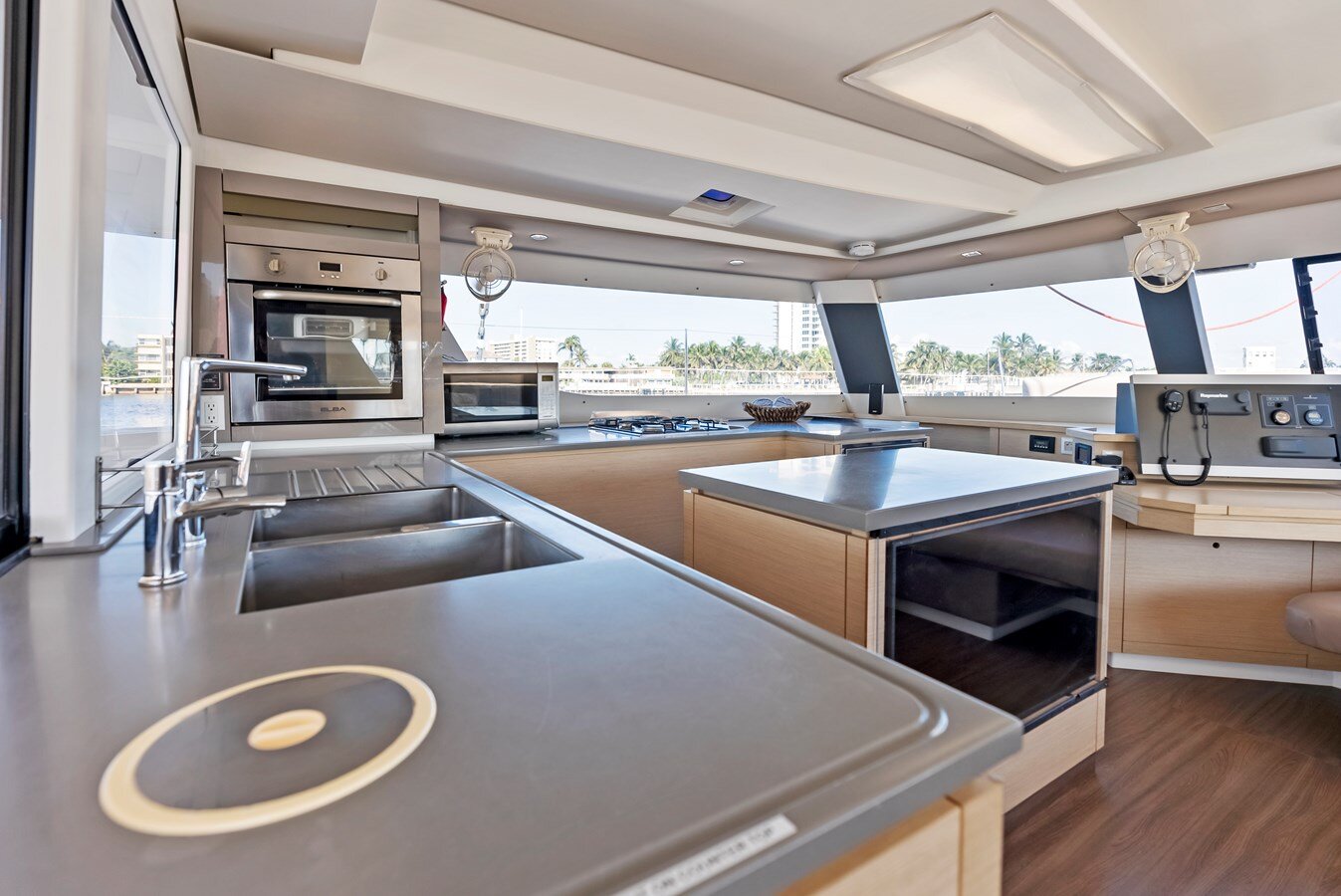 2018-fountaine-pajot-50-a114e9