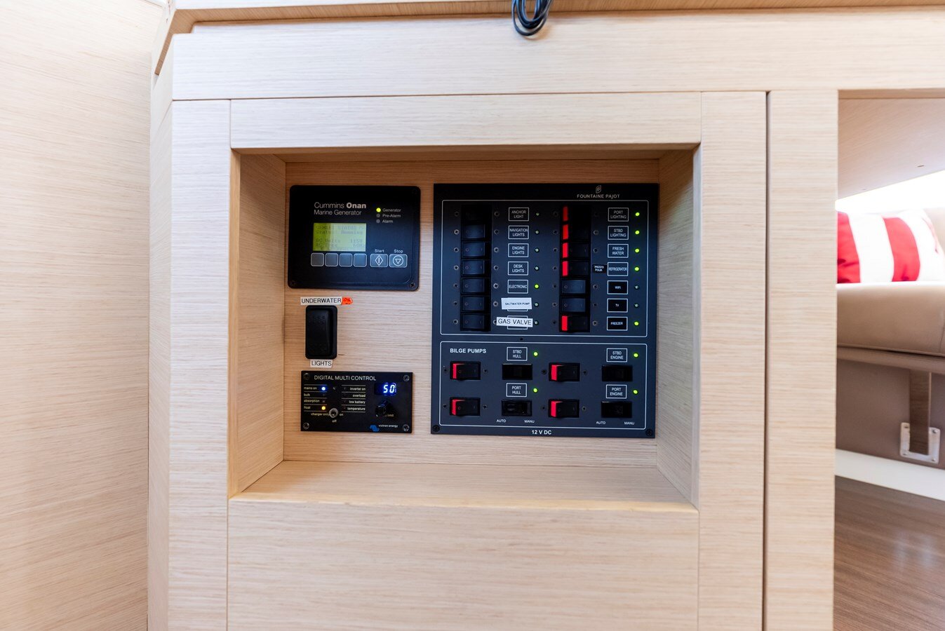 2018-fountaine-pajot-50-a114e9