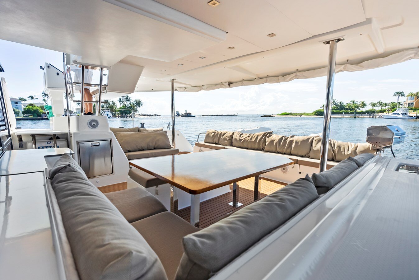 2018-fountaine-pajot-50-a114e9