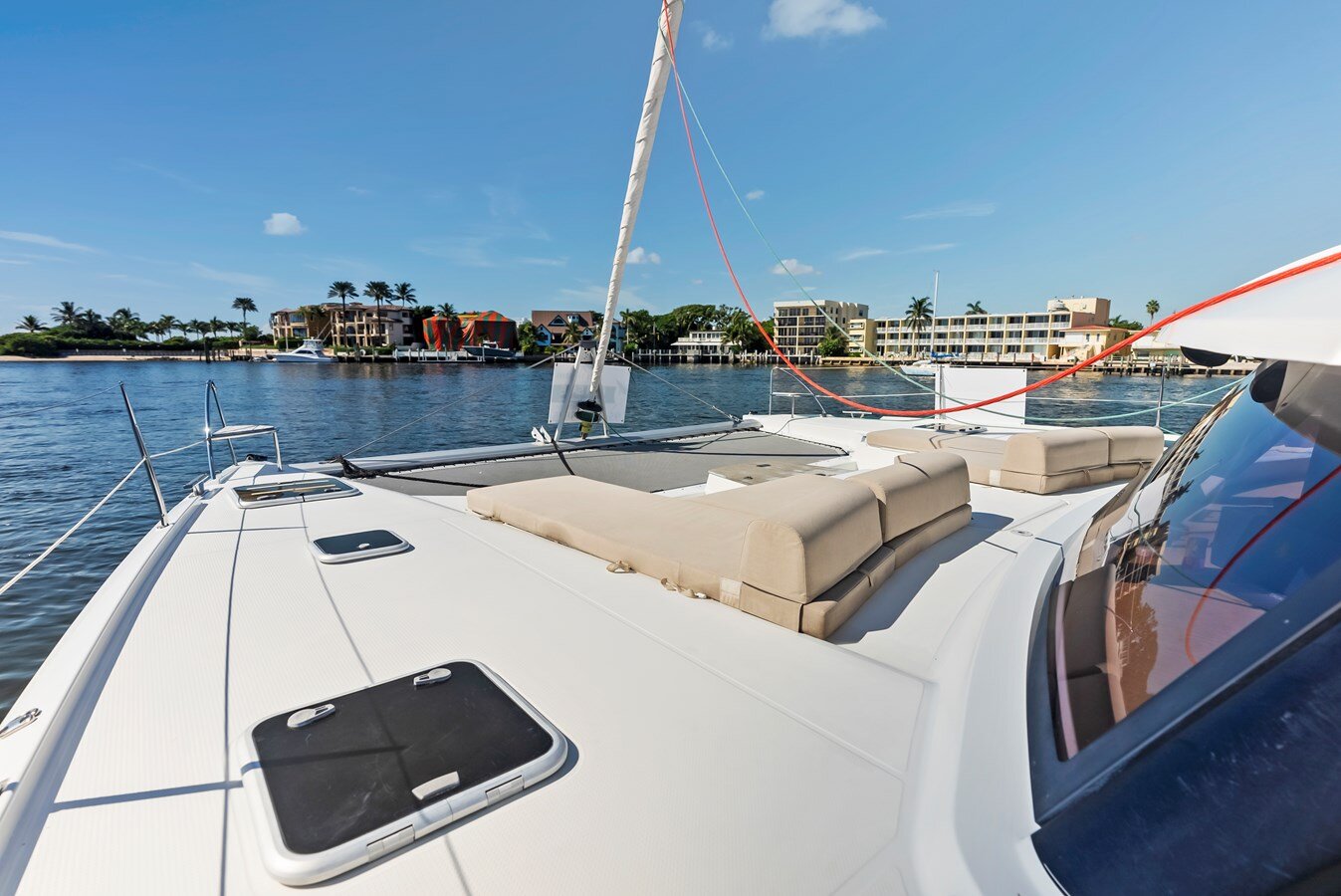 2018-fountaine-pajot-50-a114e9