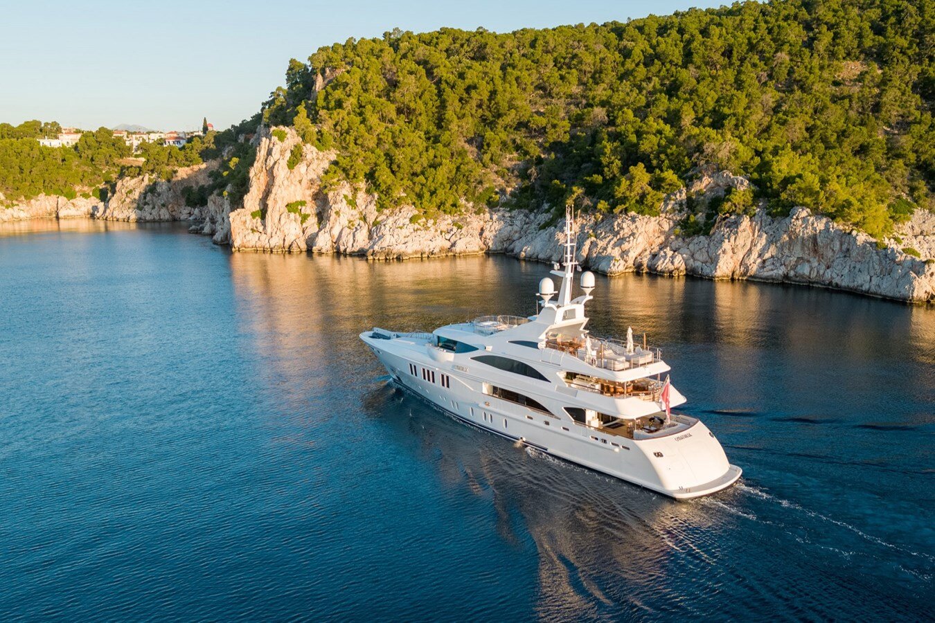 2018 GOLDEN YACHTS 183' 9