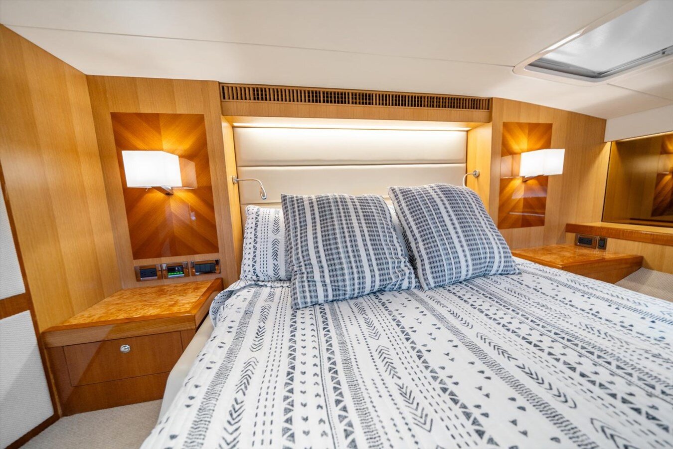 2018-horizon-yacht-52-51d4db