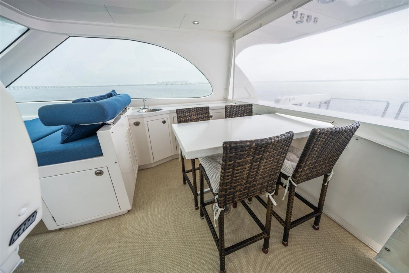 2018-horizon-yacht-52-51d4db