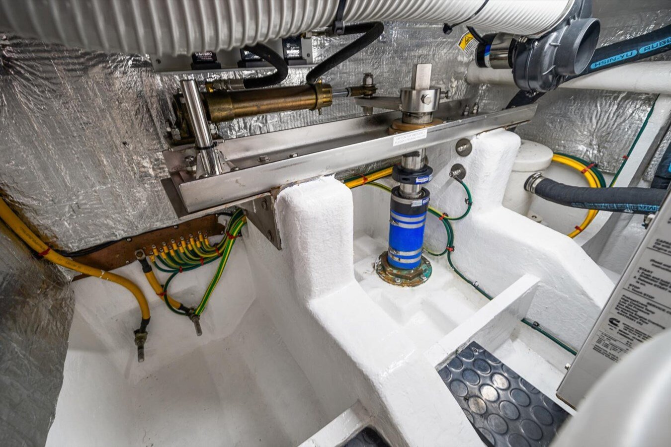 2018-horizon-yacht-52-51d4db