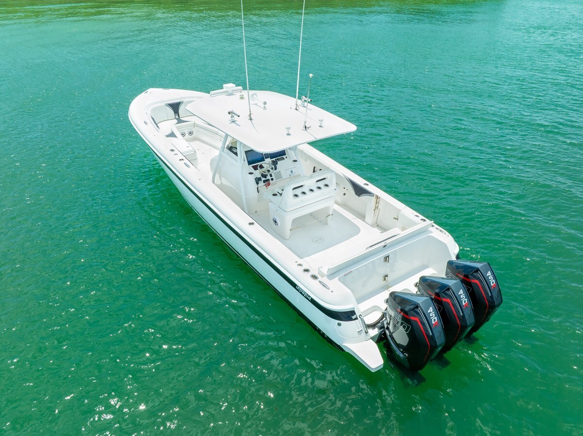 2018-intrepid-powerboats-inc-37-9-e90432