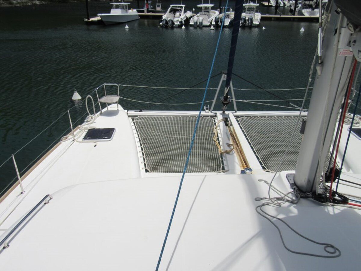 2018-lagoon-45-8-c83a1e