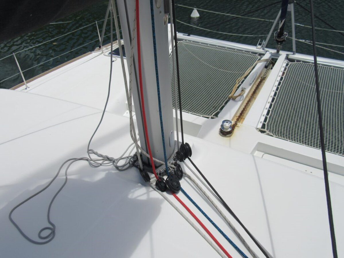 2018-lagoon-45-8-c83a1e