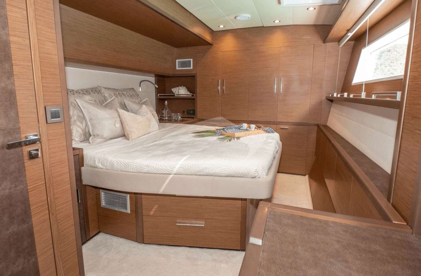 2018-lagoon-61-9-80e40a