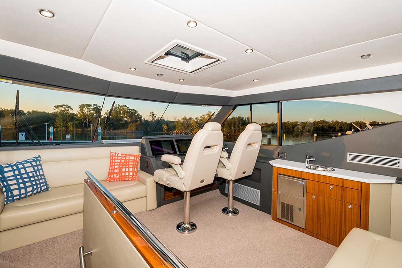 2018-maritimo-51-1c4481