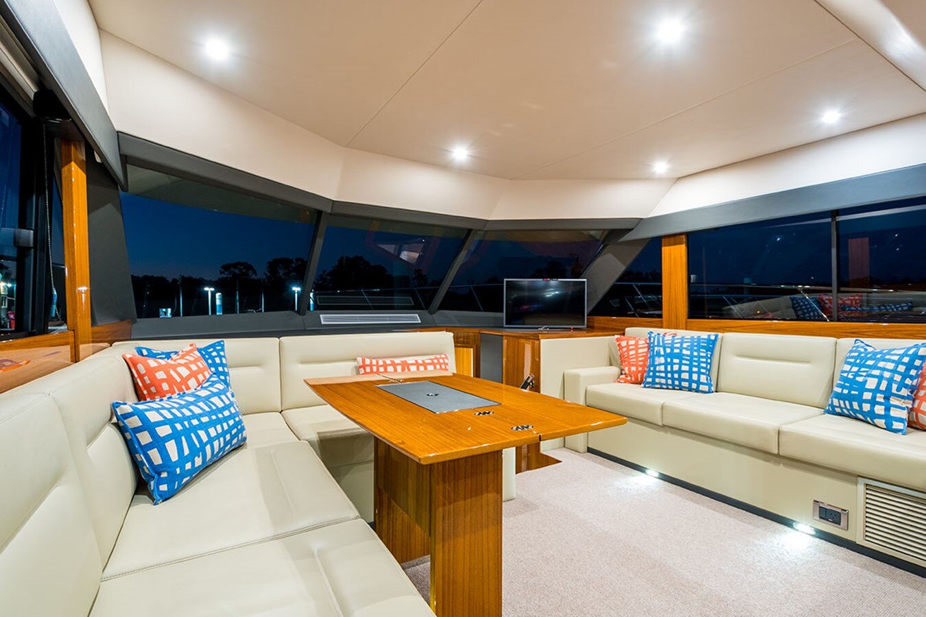 2018-maritimo-51-1c4481