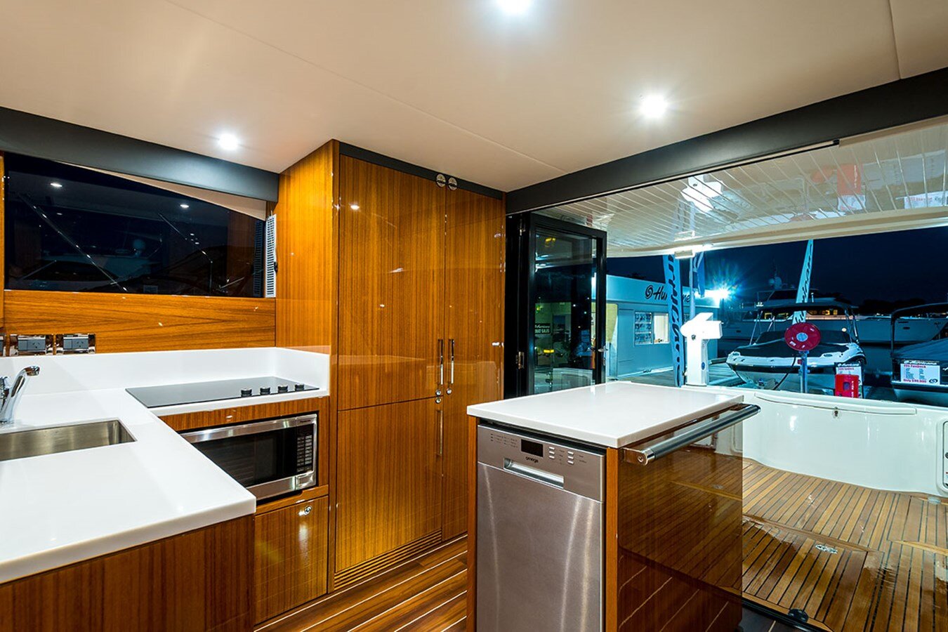 2018-maritimo-51-1c4481