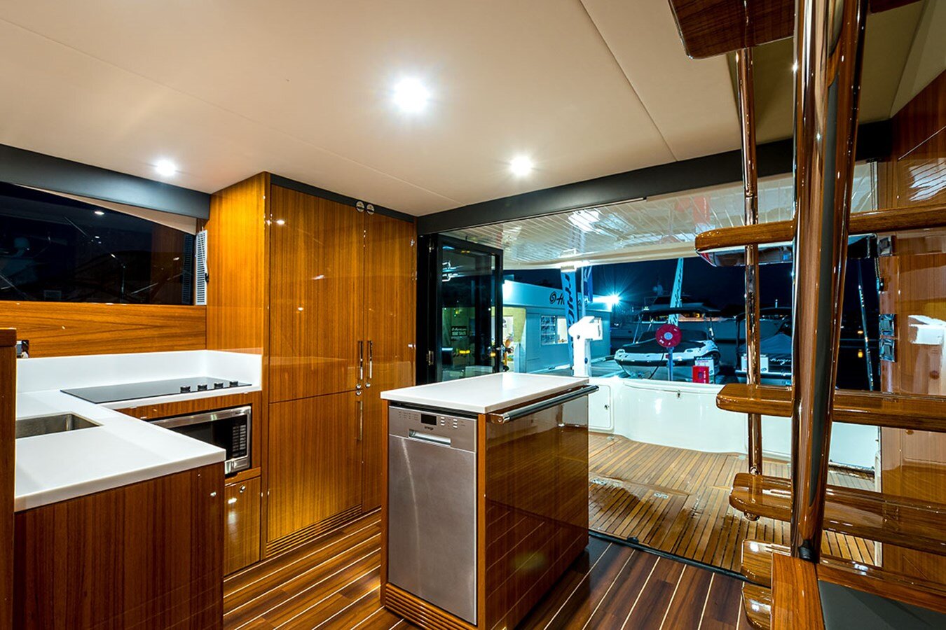 2018-maritimo-51-1c4481