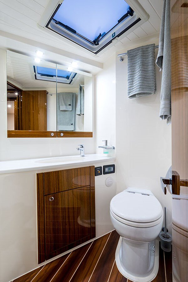 2018-maritimo-51-1c4481