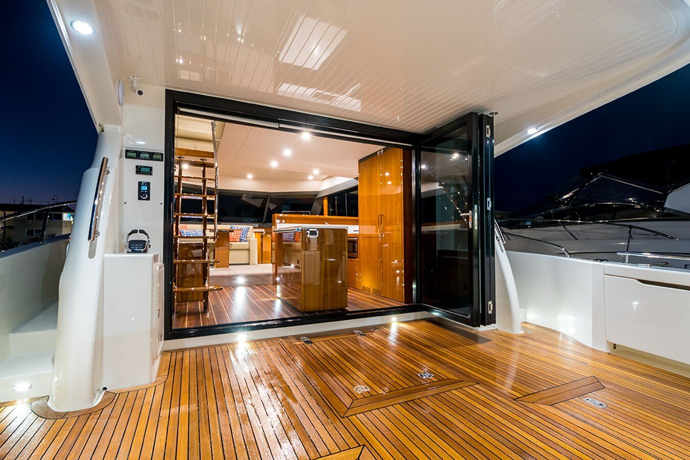 2018-maritimo-51-1c4481