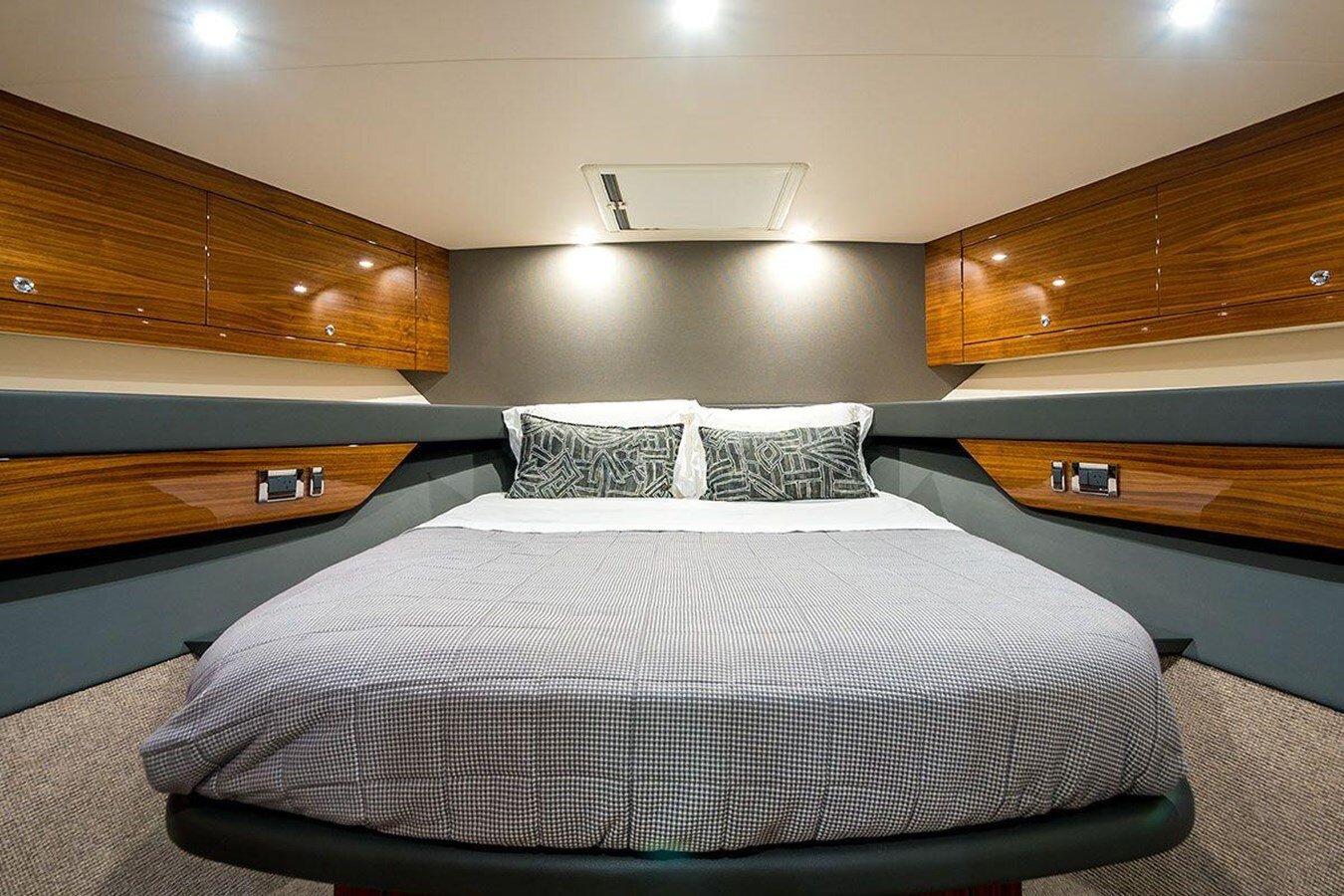 2018-maritimo-53-2-66a43f