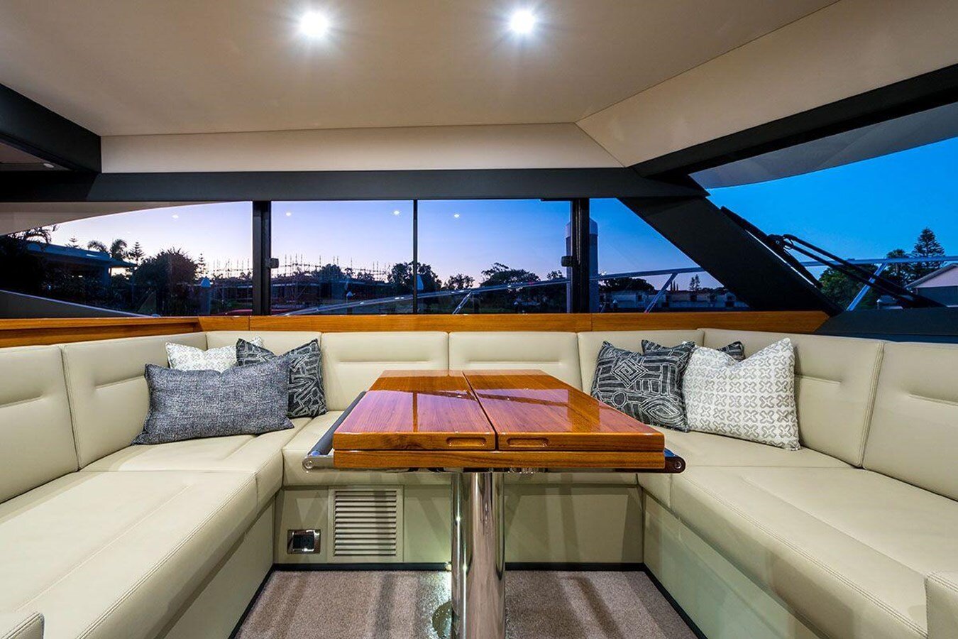 2018-maritimo-53-2-66a43f