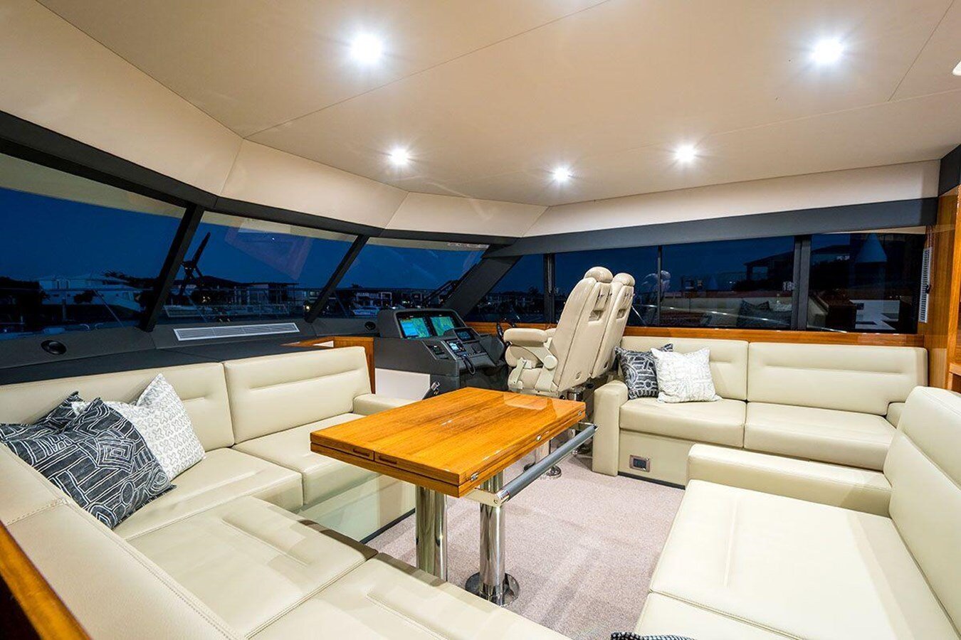 2018-maritimo-53-2-66a43f