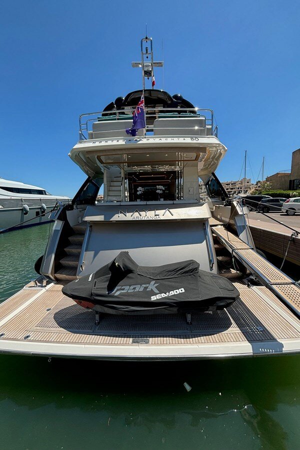 2018-monte-carlo-yachts-80-9-0df863