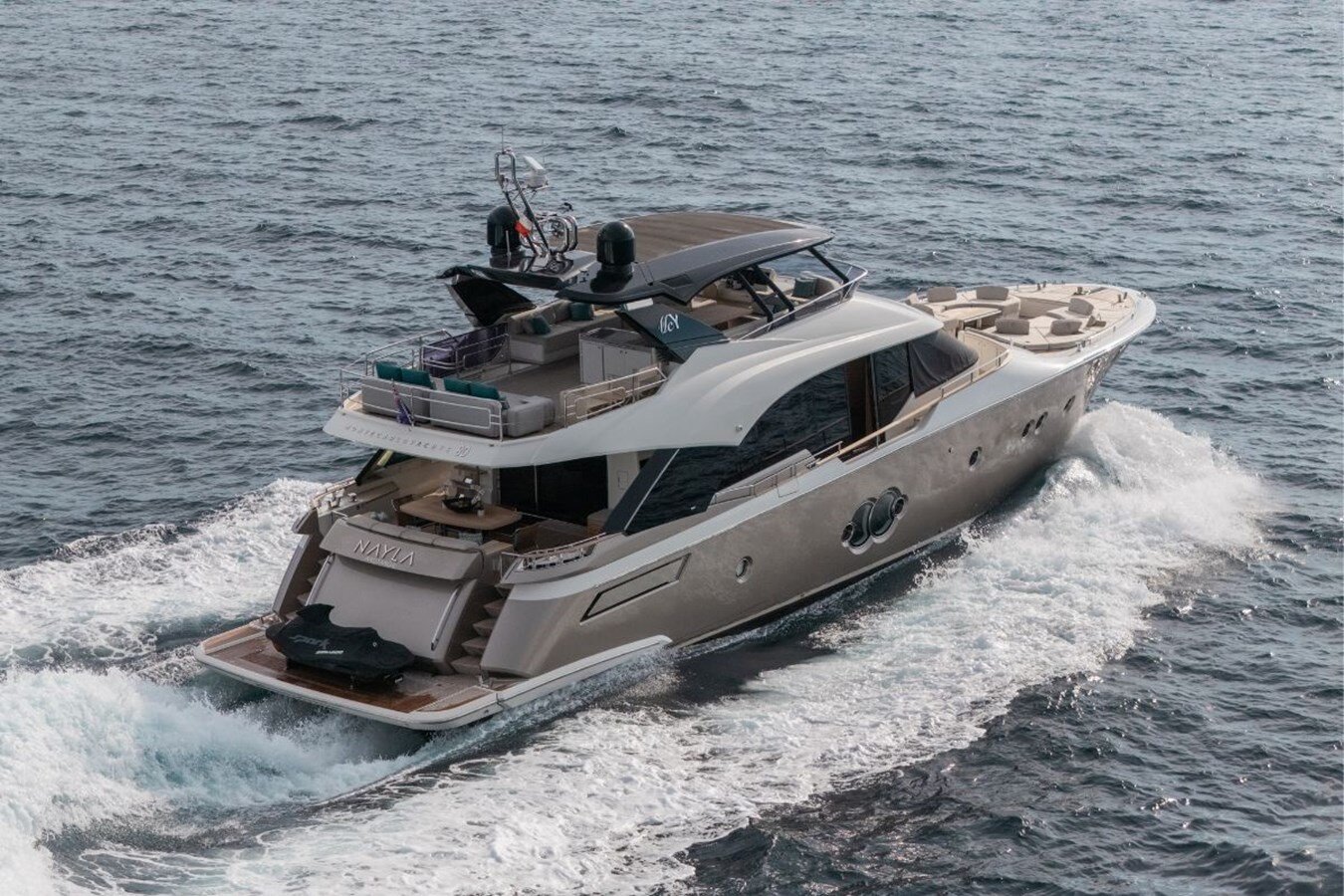 2018-monte-carlo-yachts-80-9-0df863