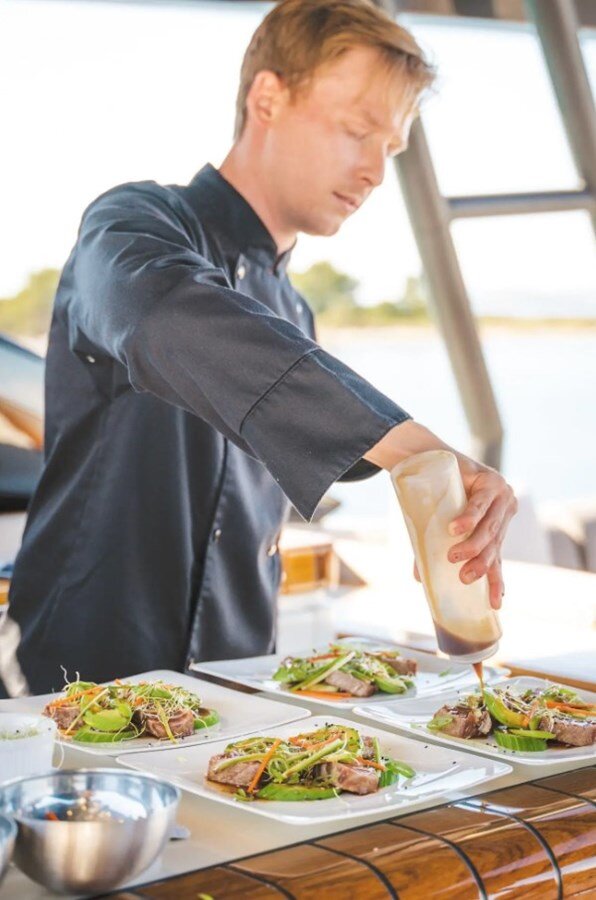 2018 MONTE CARLO YACHTS 96' 10