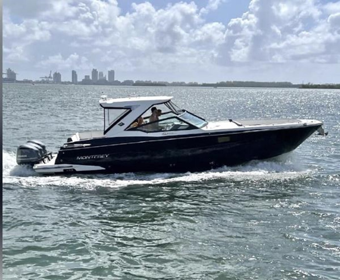 2018-monterey-38-420bd7