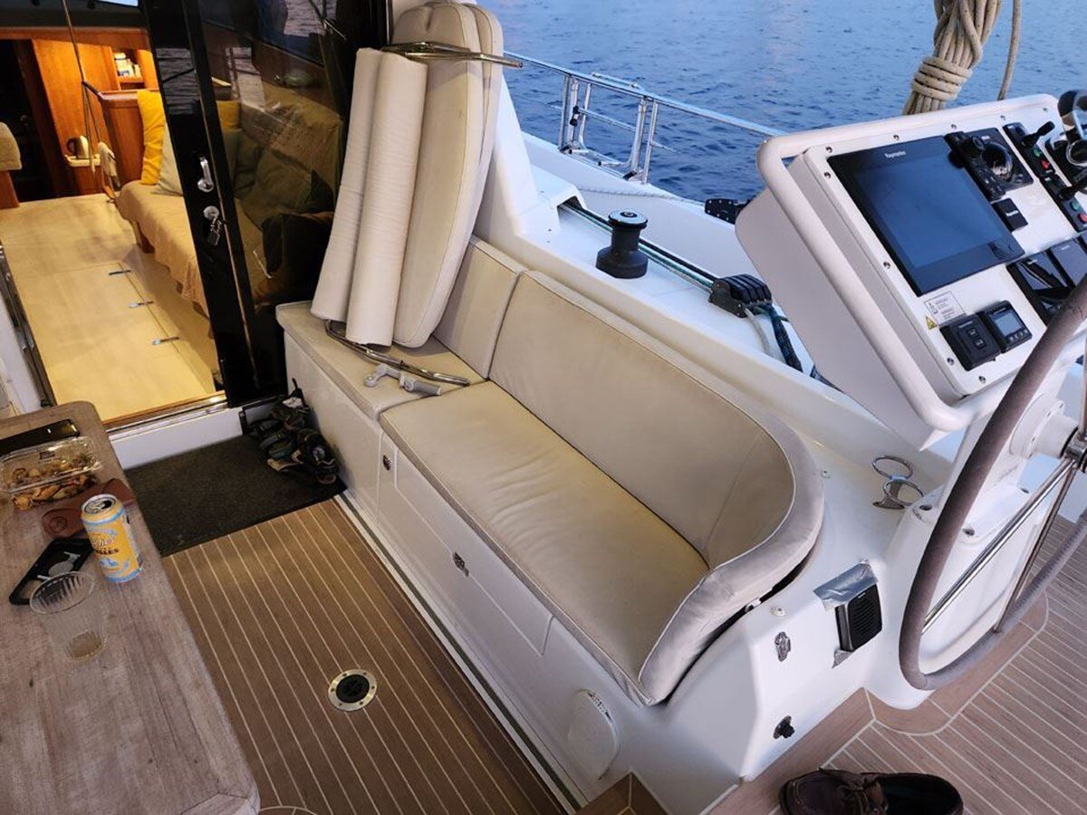 2018-moody-55-10-d3669b