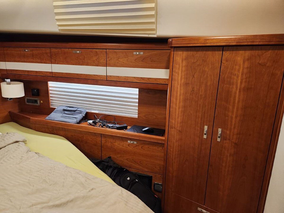 2018-moody-55-10-d3669b