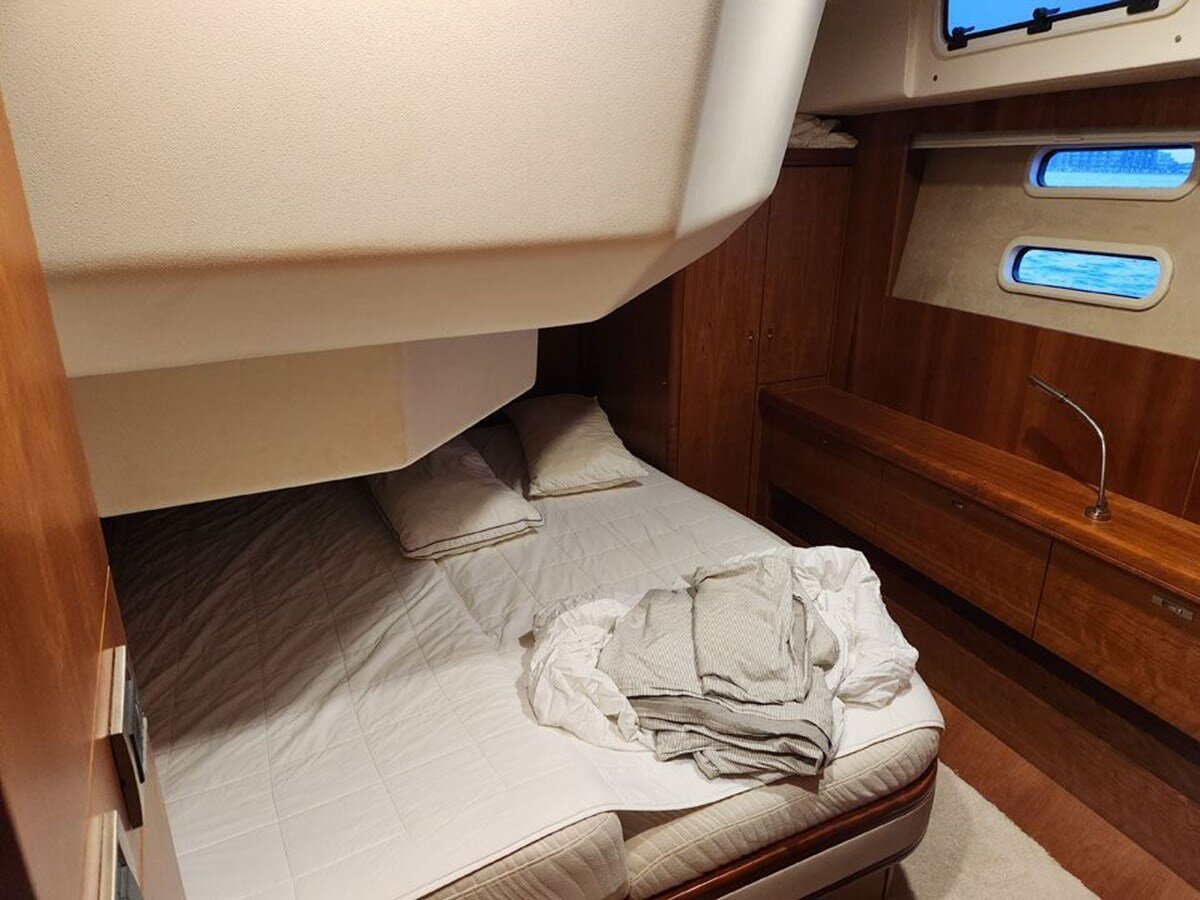 2018-moody-55-10-d3669b