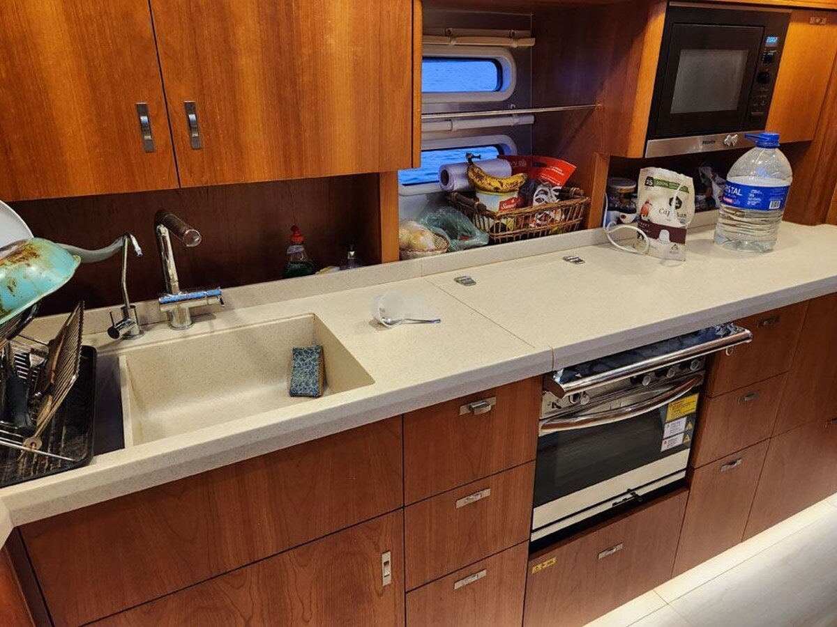 2018-moody-55-10-d3669b