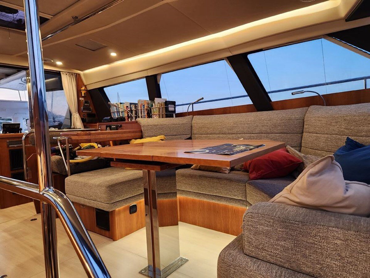 2018-moody-55-10-d3669b