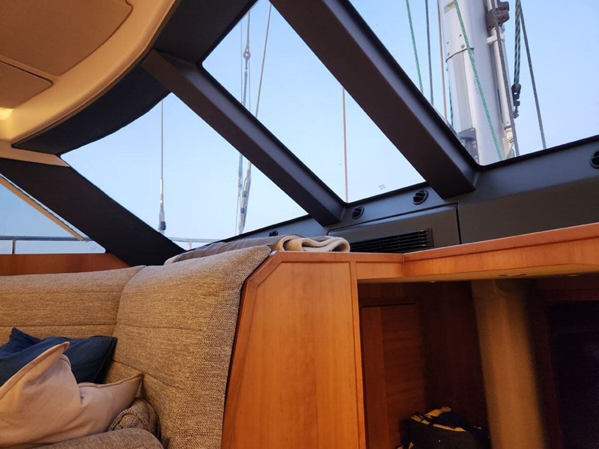 2018-moody-55-10-d3669b