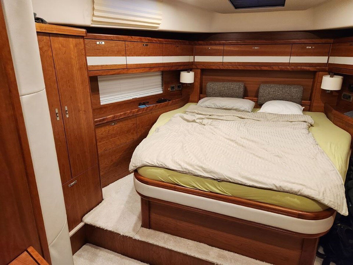 2018-moody-55-10-d3669b