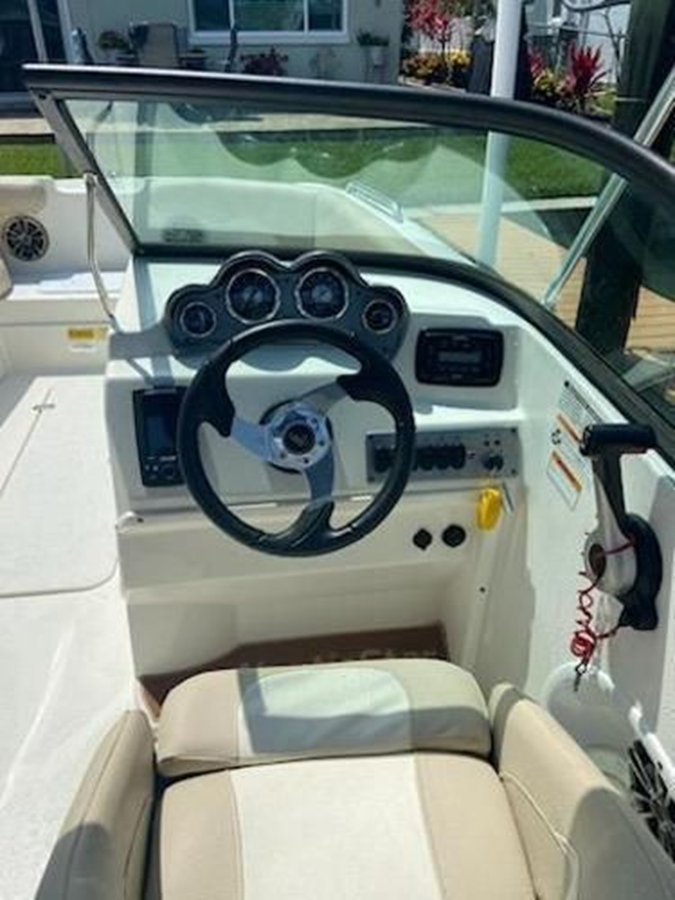 2018-nautic-star-20-6-ae822c