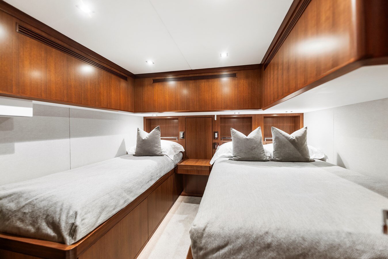 2018-nordhavn-99-11-7001d1