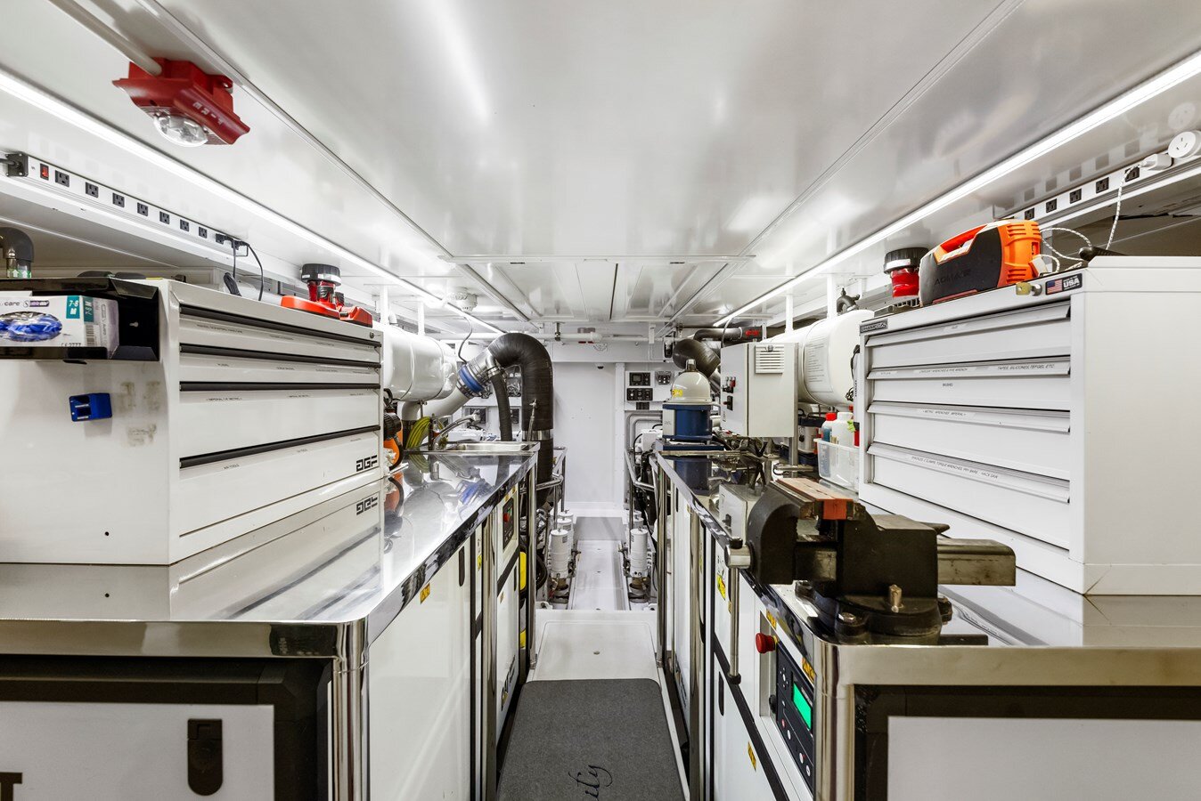 2018-nordhavn-99-11-7001d1