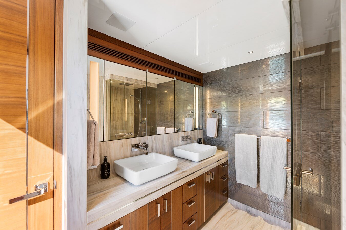 2018-nordhavn-99-11-7001d1