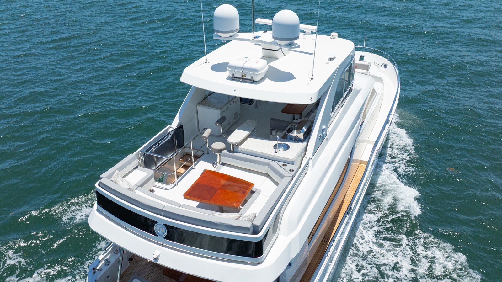 2018-ocean-alexander-70-a1e85a