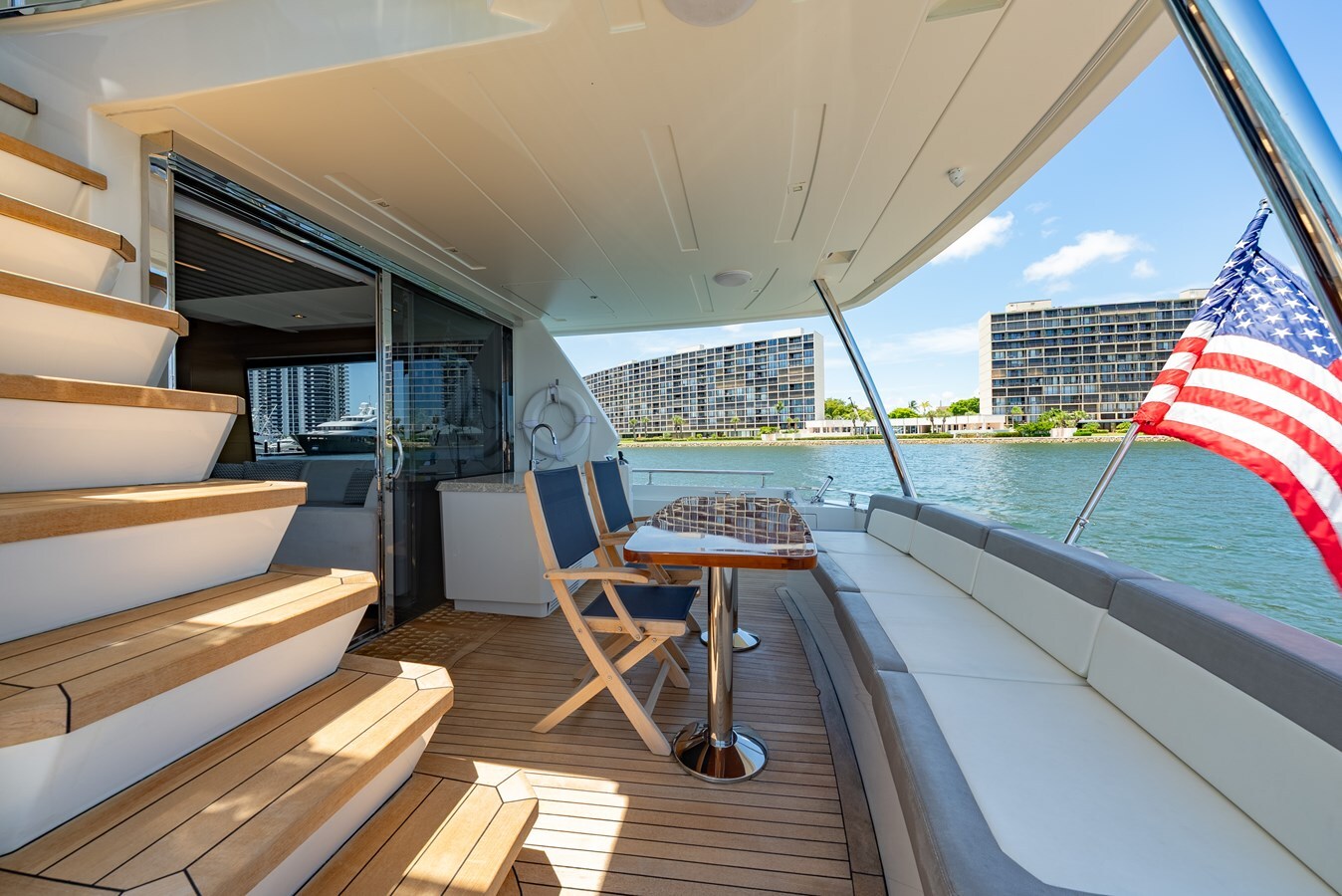 2018-ocean-alexander-70-a1e85a