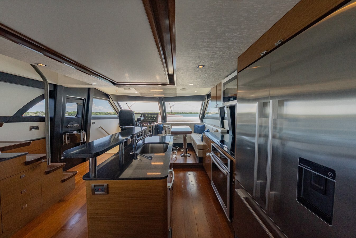 2018-ocean-alexander-70-a1e85a